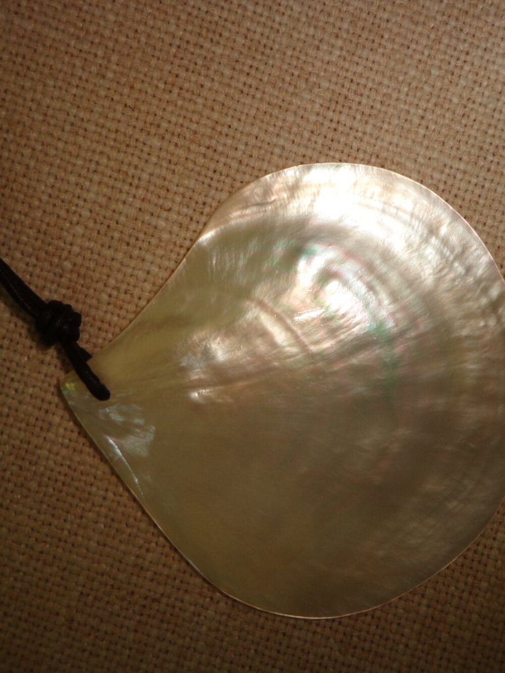 NEWHand Crafted / Hand Polished Mother of Pearl Necklace Leather Cord Adjustable - Picture 5 of 14
